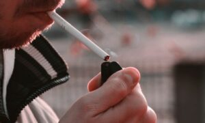 sanjati cigaretu